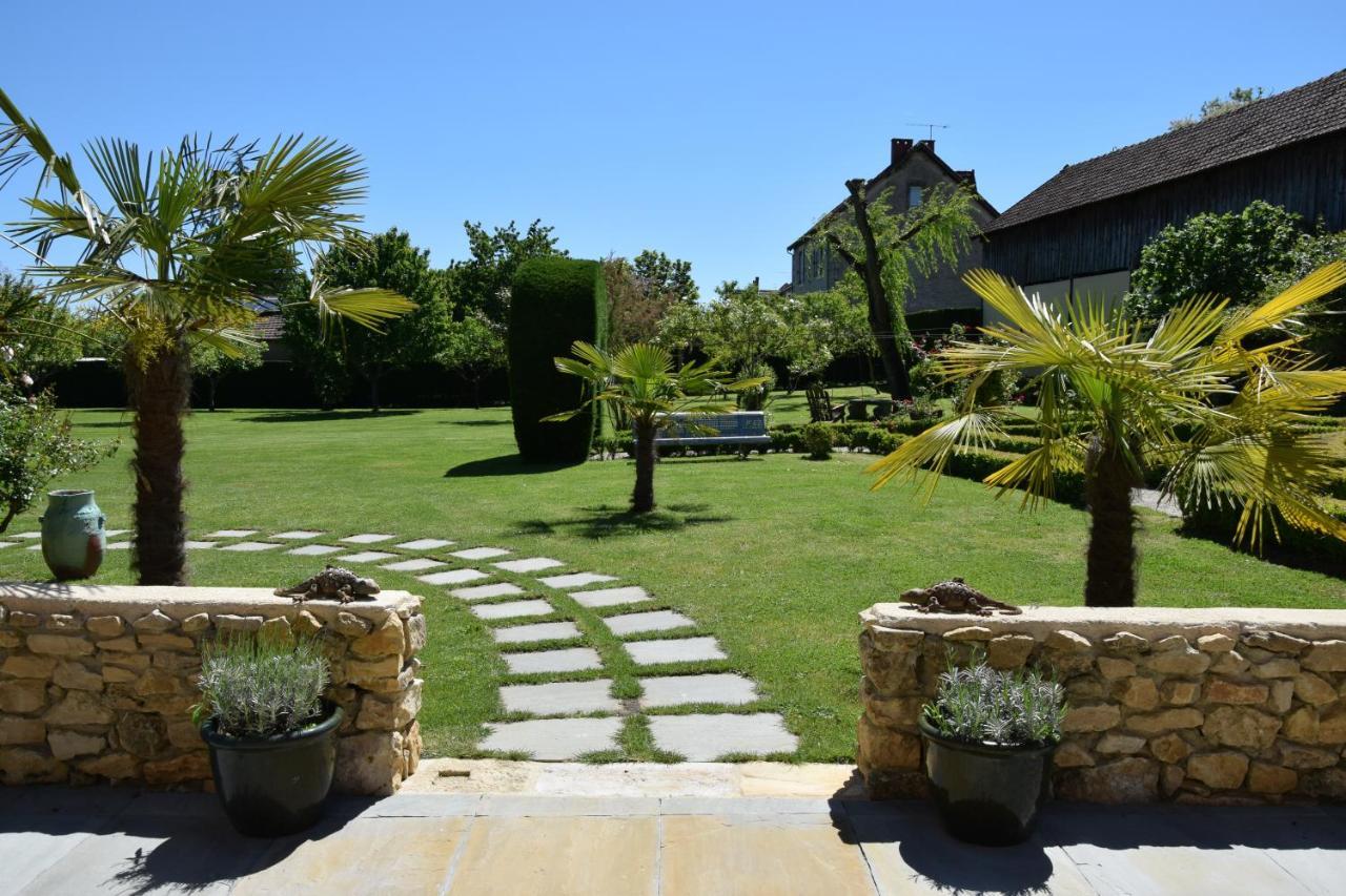 L'Intemporelle B&B Le Buisson-de-Cadouin Exterior foto